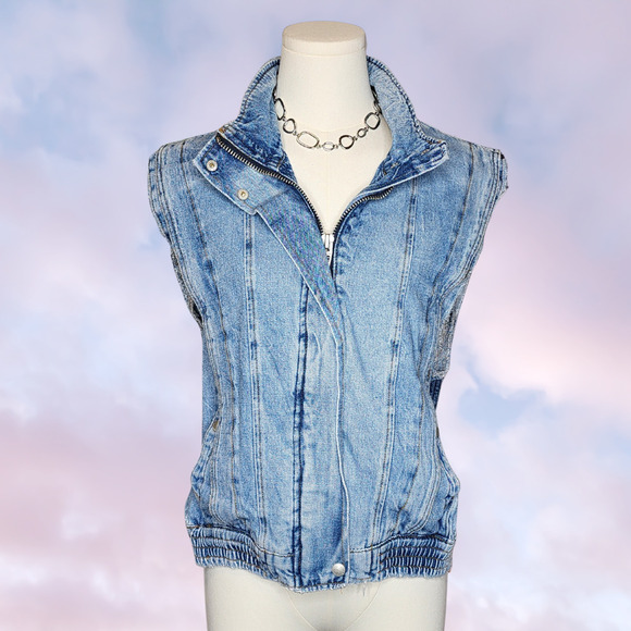 Blank NYC Light Blue Wash Zip Up Denim Collared Grunge Vest With Pockets Sz XS - Picture 2 of 6